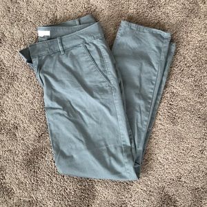 ⭐️ 3/$20 Loft Size 8 Marisa fit gray pants